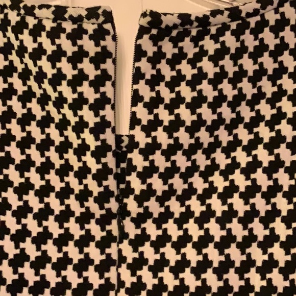 EUC Calvin Klein Houndstooth Dress - Picture 3 of 3